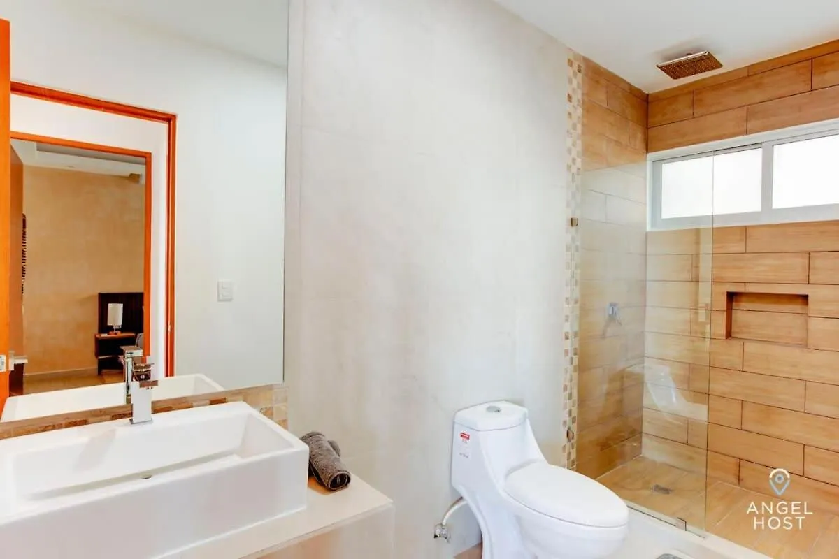 Jungle & Ocean View Condos, 2 Shared Pools & Rooftop 신데 델 카르멘 0*,  멕시코